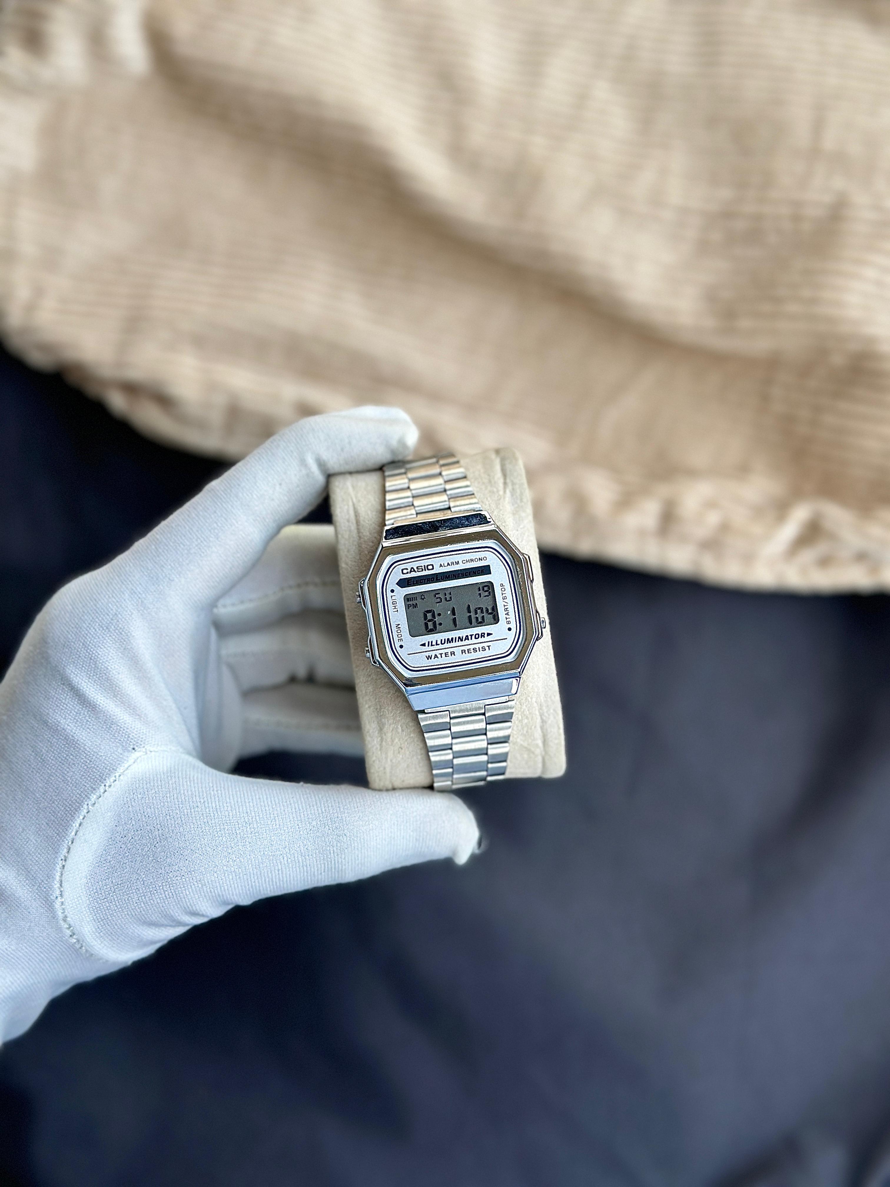 Luxe Vintage Digital Watch 💎