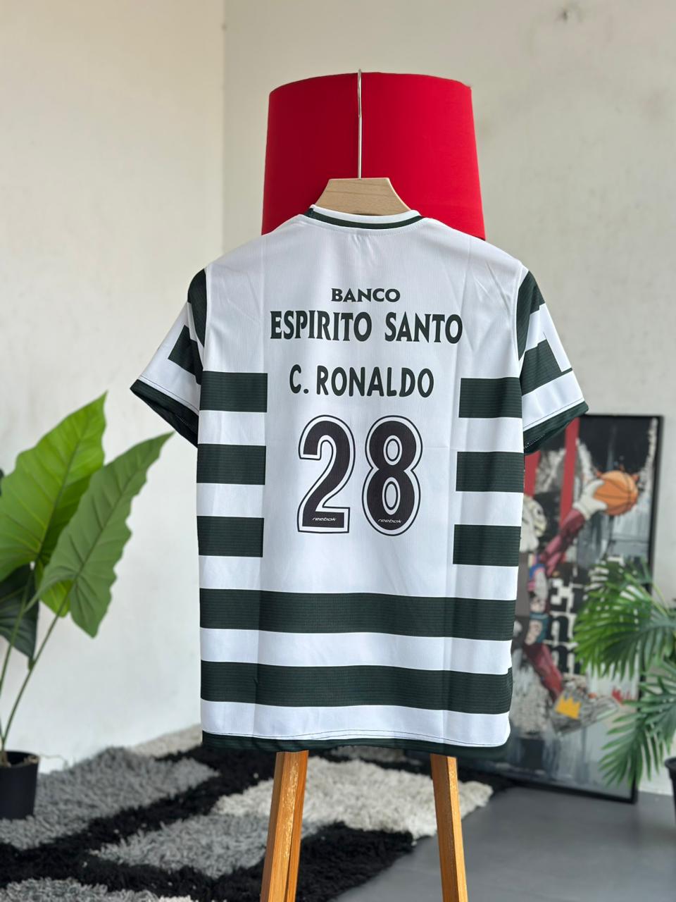 2002-03 Sporting Lisbon Home Kit Cristiano Ronaldo #287